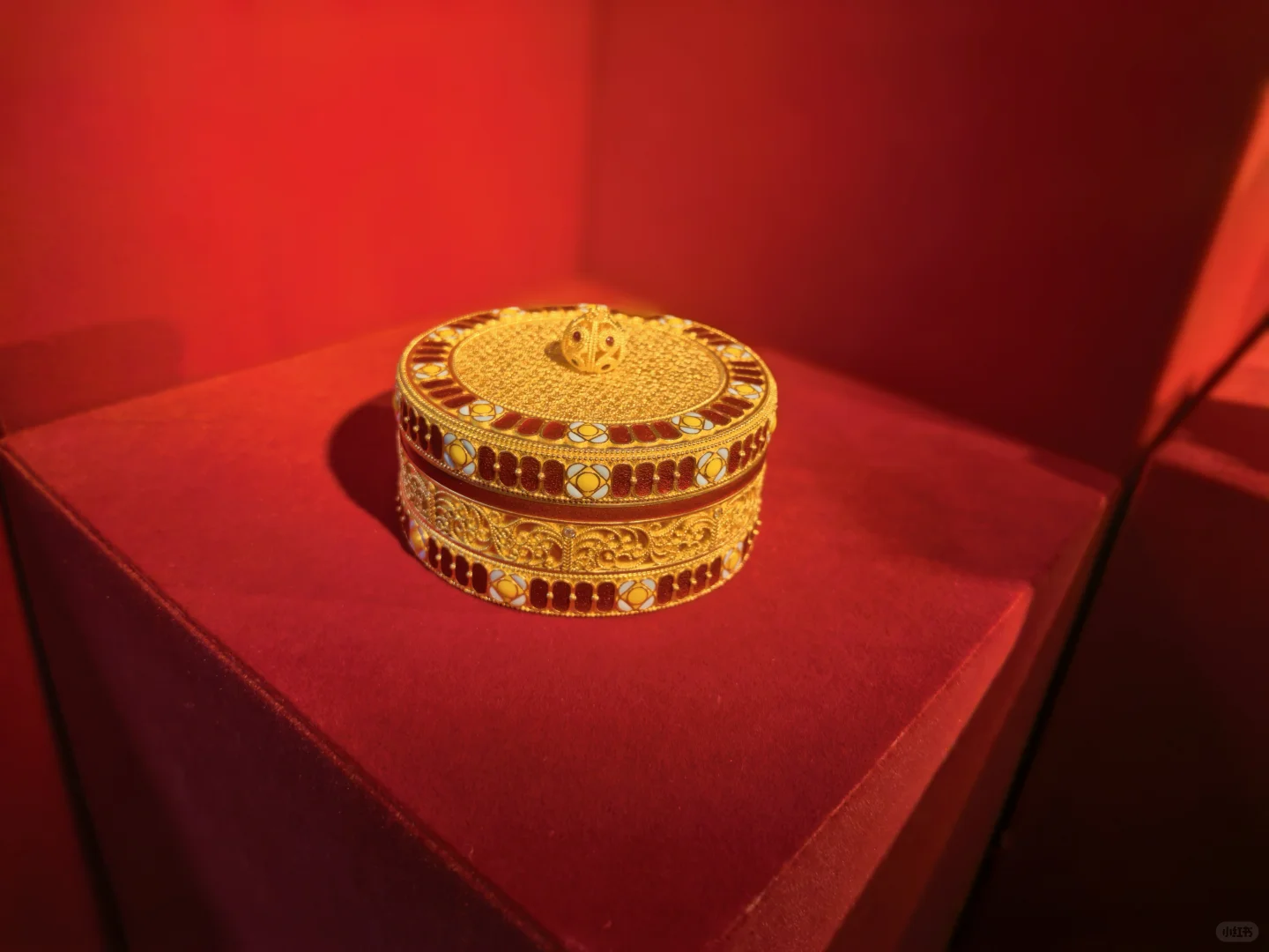 周大福VIP黄金珠宝展销