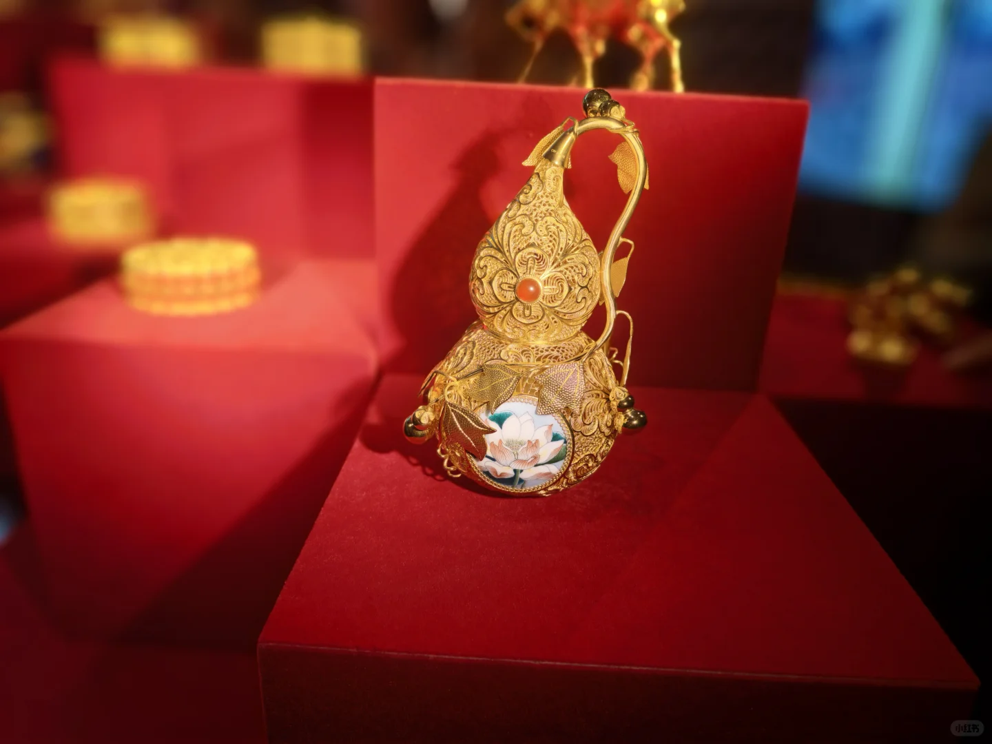 周大福VIP黄金珠宝展销