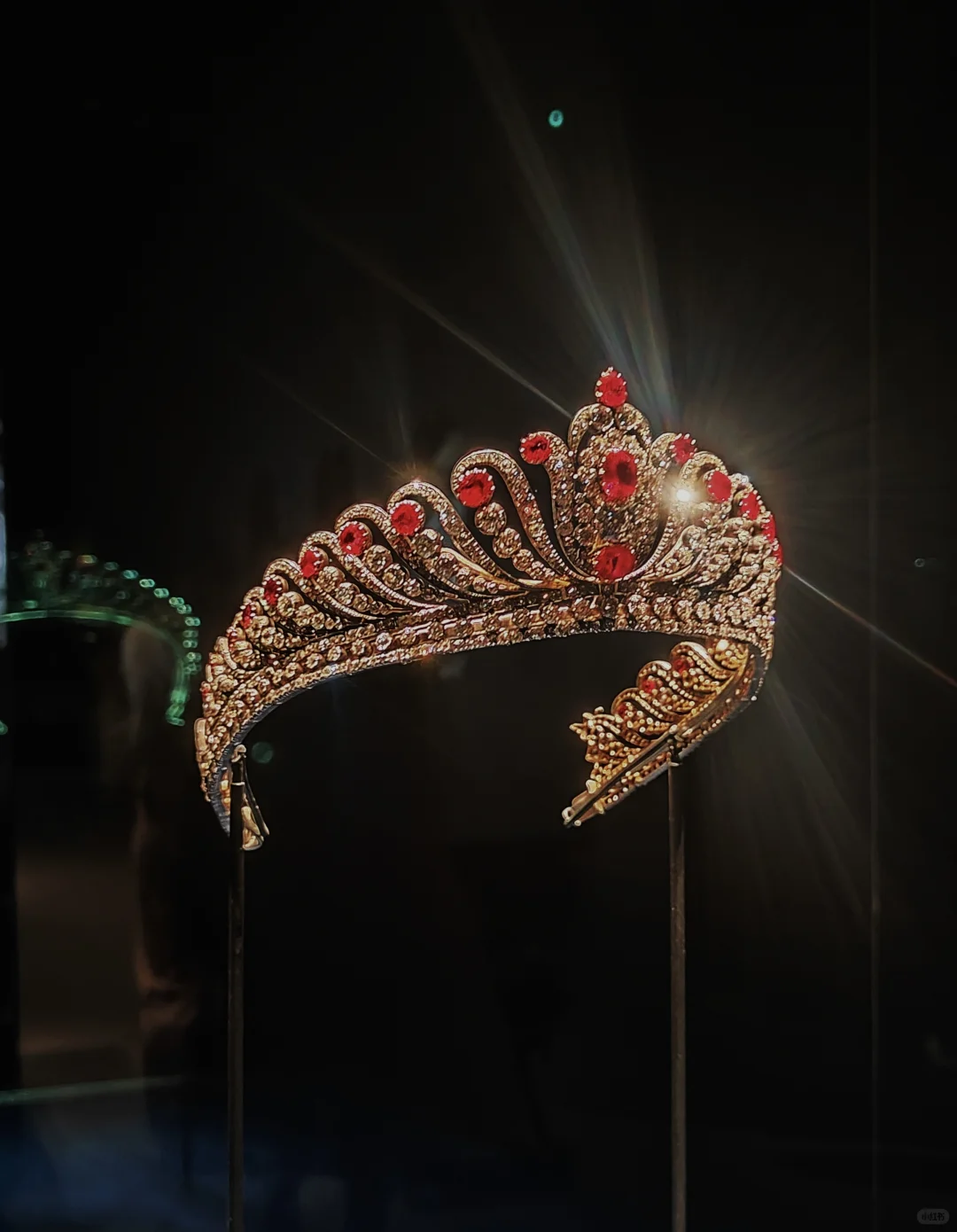 杭州看展「绽放」16至20世纪典藏珍宝艺术展