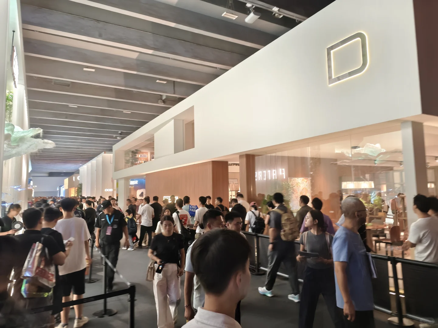 建博会是谁在习惯了排队