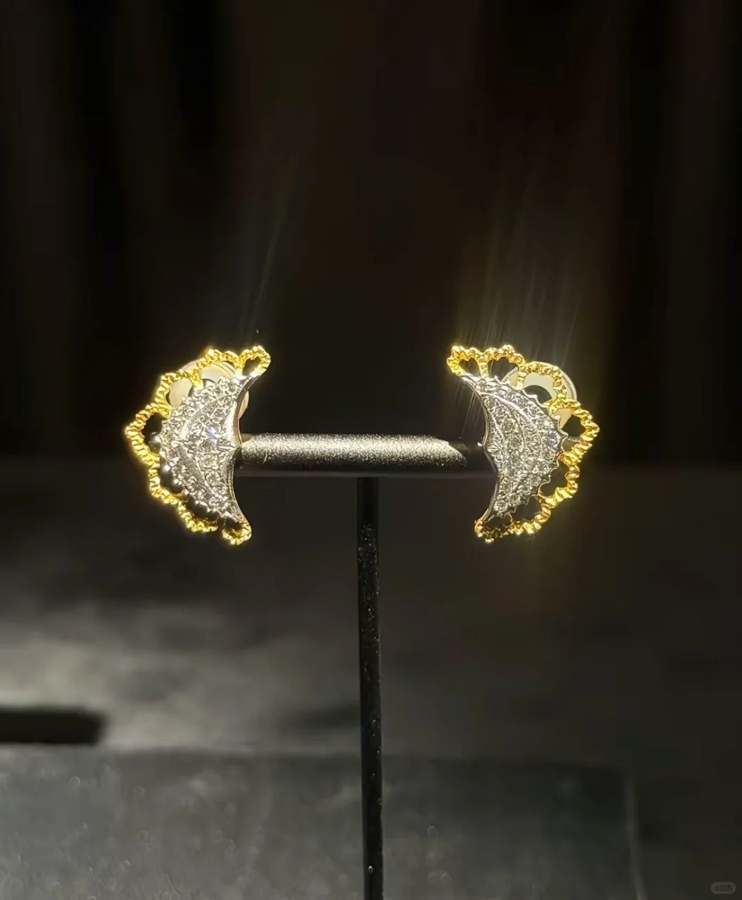 杭州看展「绽放」16至20世纪典藏珍宝艺术展
