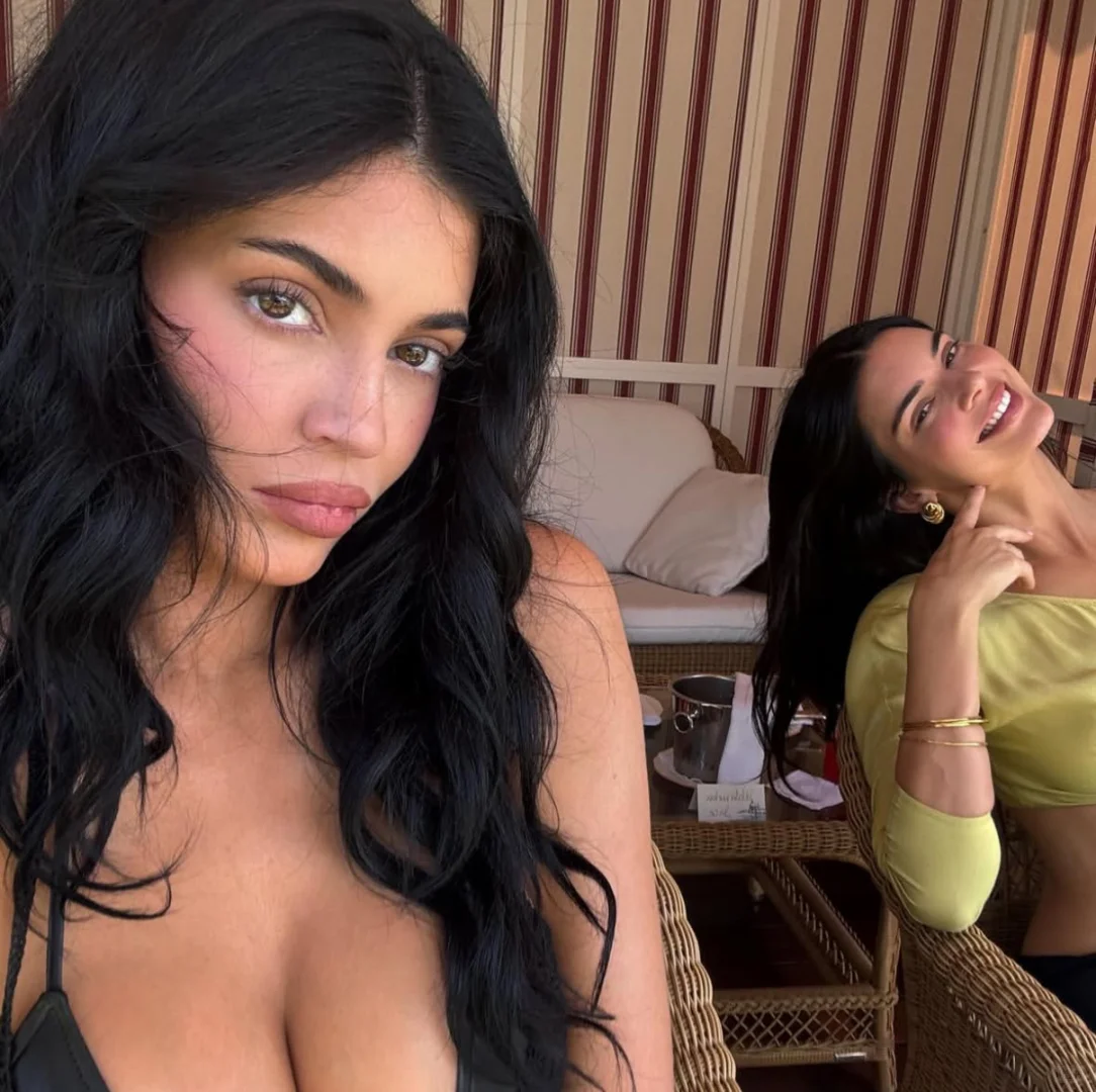 ins搬运：kyliejenner