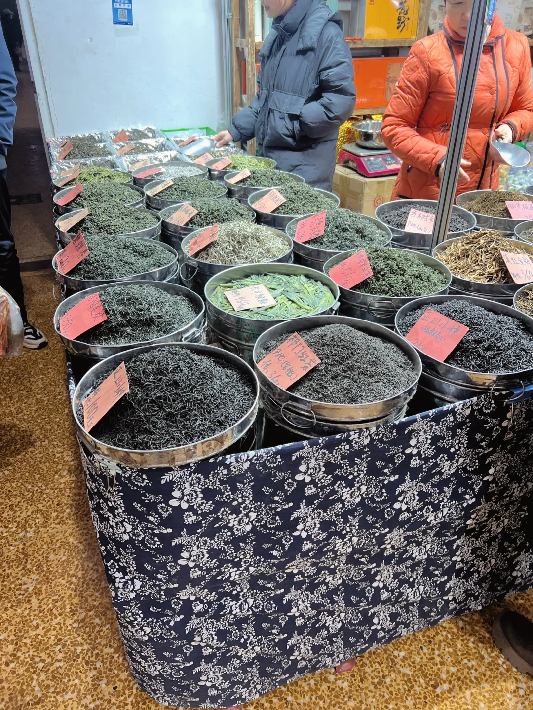 太原煤博年货展销会开始啦～年味越来越浓了