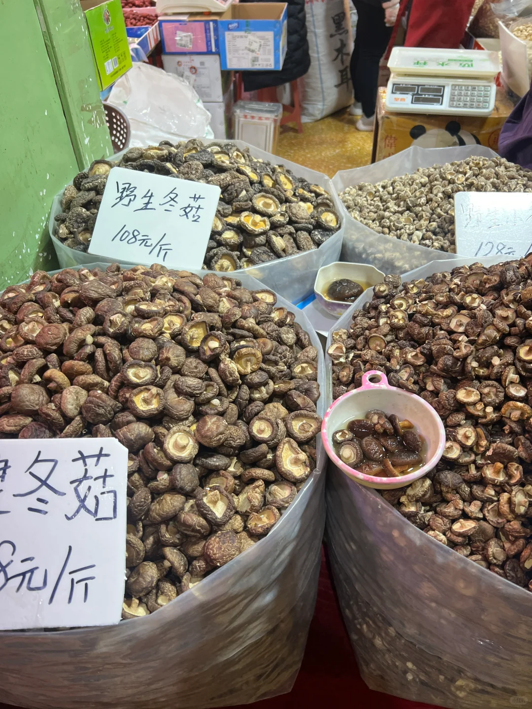 太原煤博年货展销会开始啦～年味越来越浓了