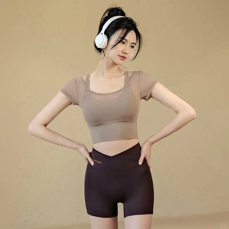 带胸垫瑜伽服女夏季普拉提训练健身服上衣套