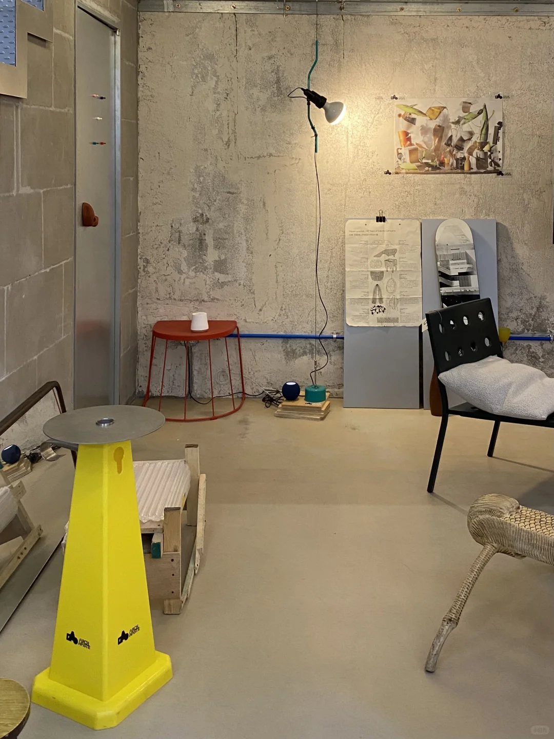 设计工作室里的摄影展