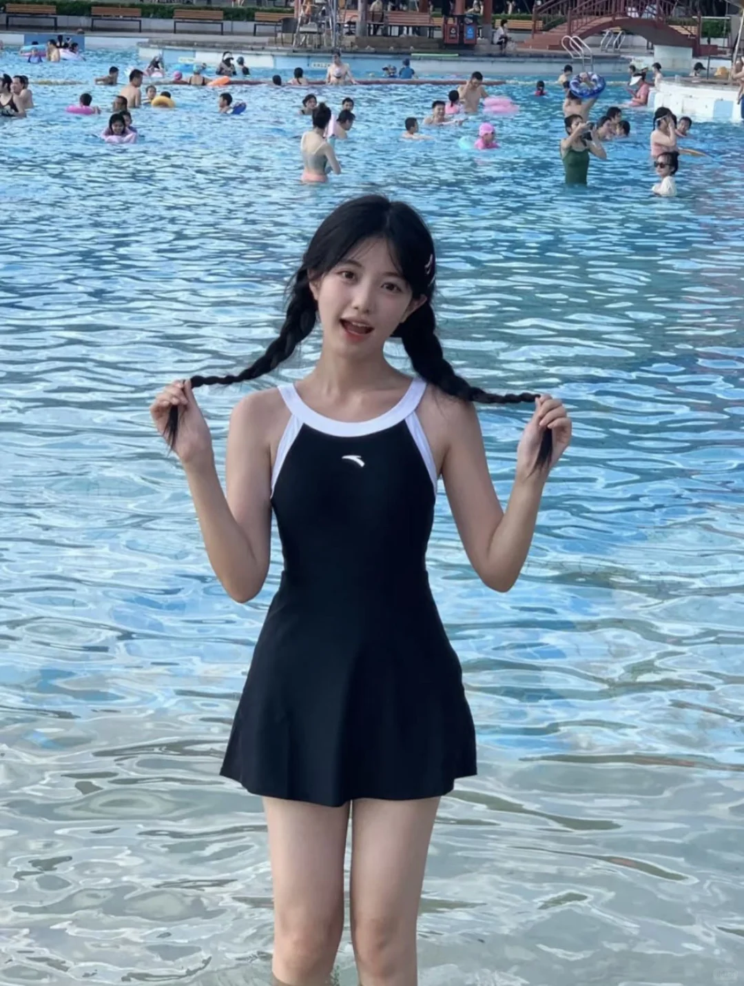 送女友泳衣怎么选啊啊?