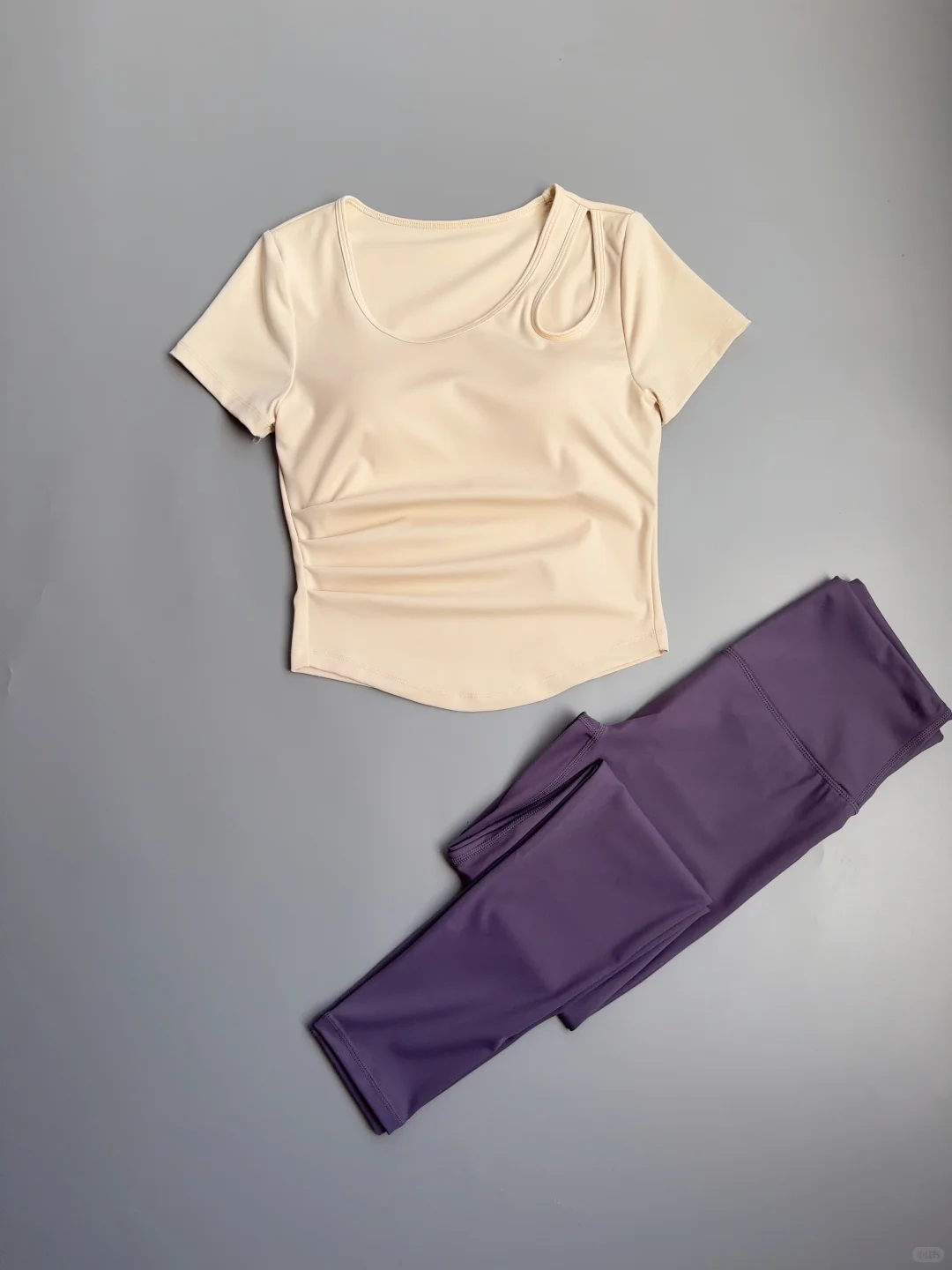 姐妹们！我挖到宝了！超舒服的瑜伽服❤️❤️❤️
