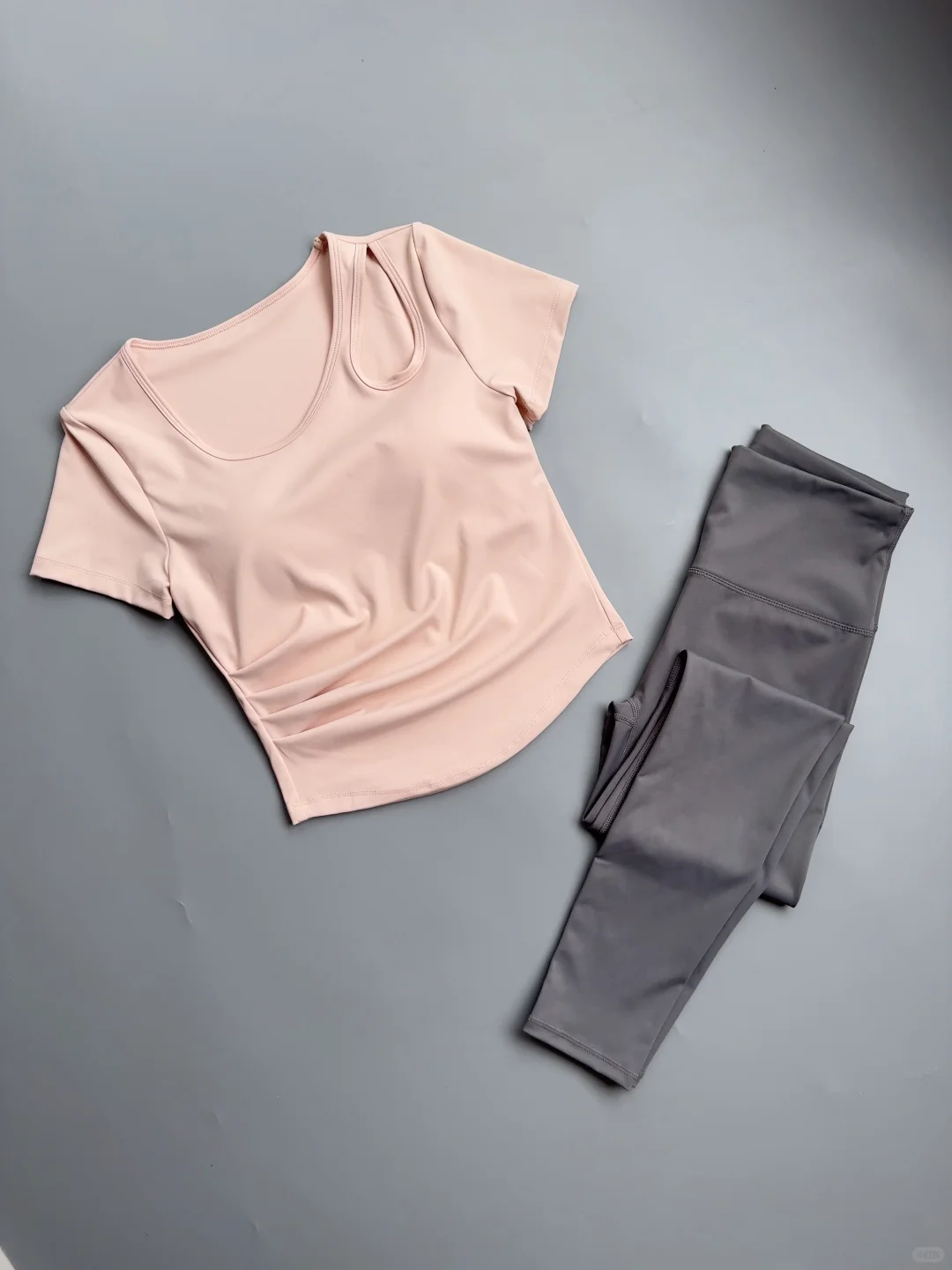 姐妹们！我挖到宝了！超舒服的瑜伽服❤️