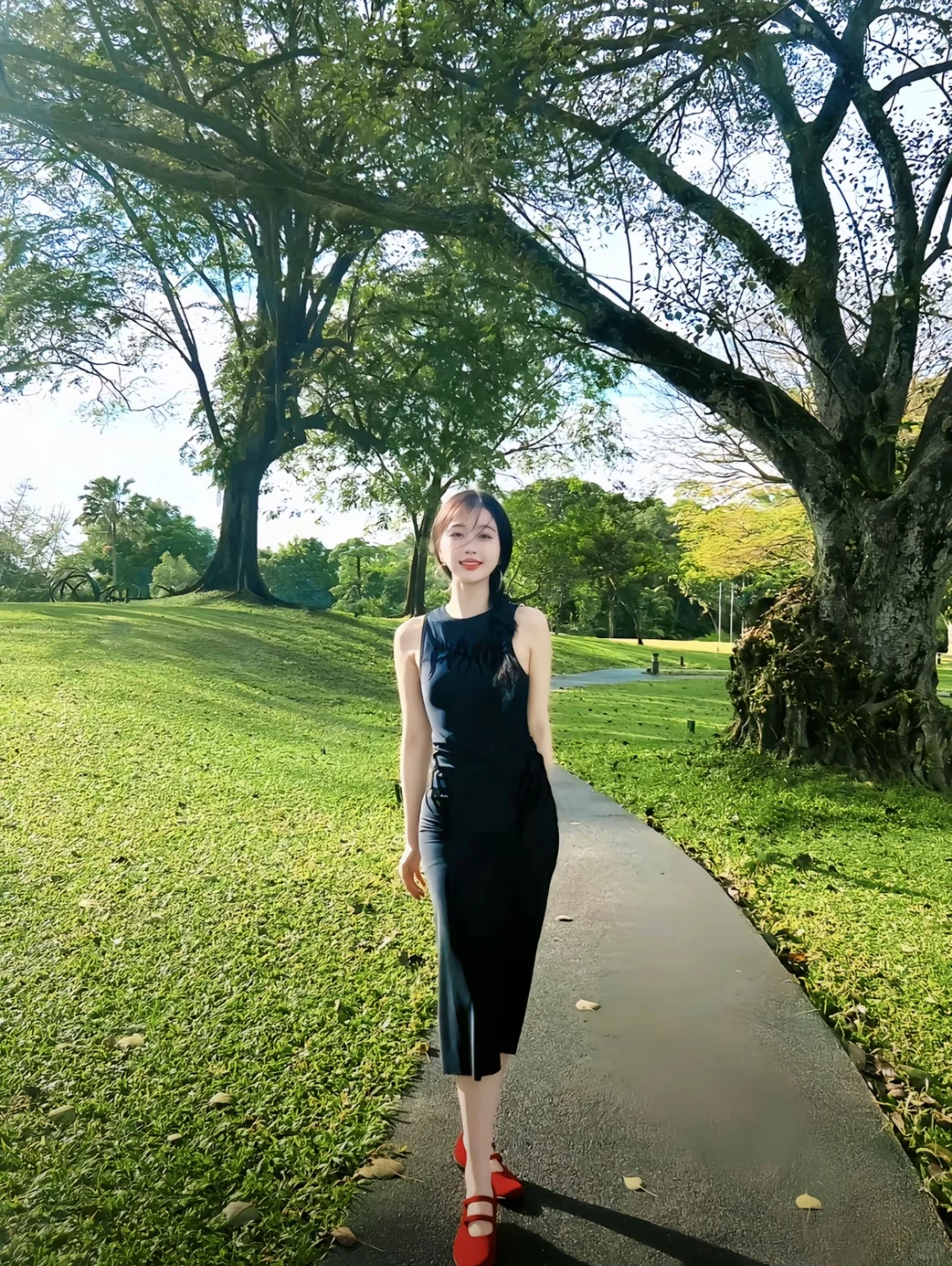 这个腰臀比???