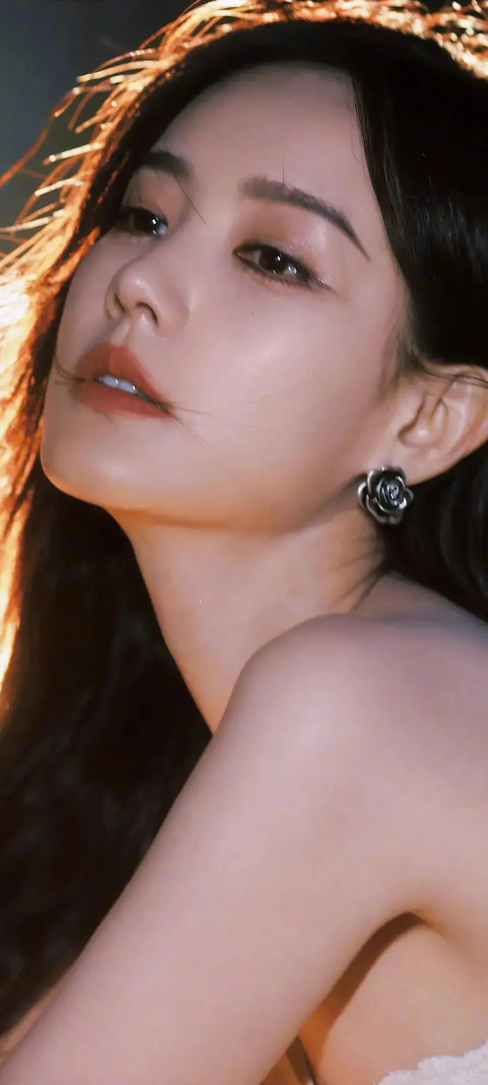 李一桐，完美的身材比例，轻熟少女感