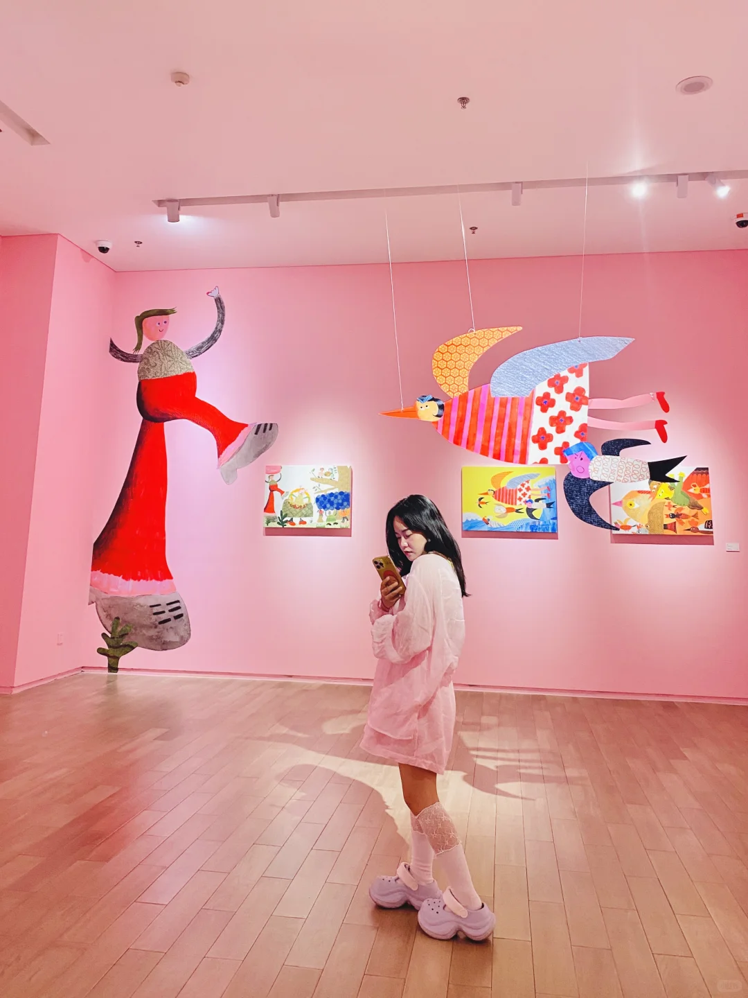 深圳看展｜「风与岛屿的对白」打卡送周边哟‼️