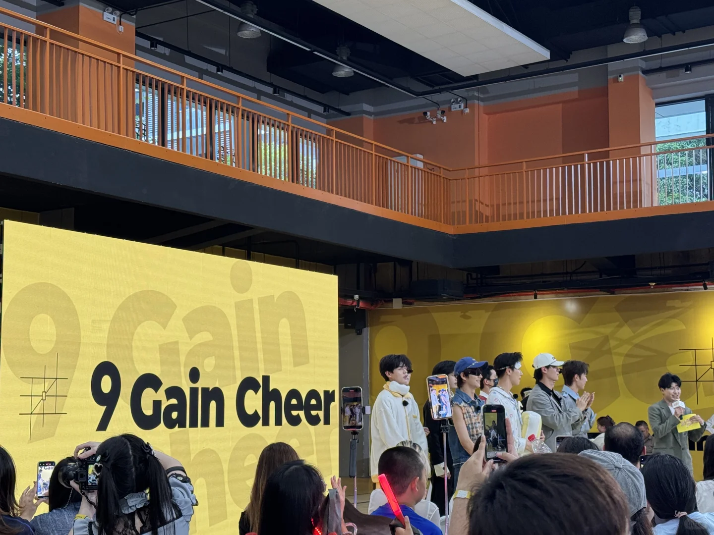 九进制厂牌《进厂吧兄弟》首次服饰推介会！
