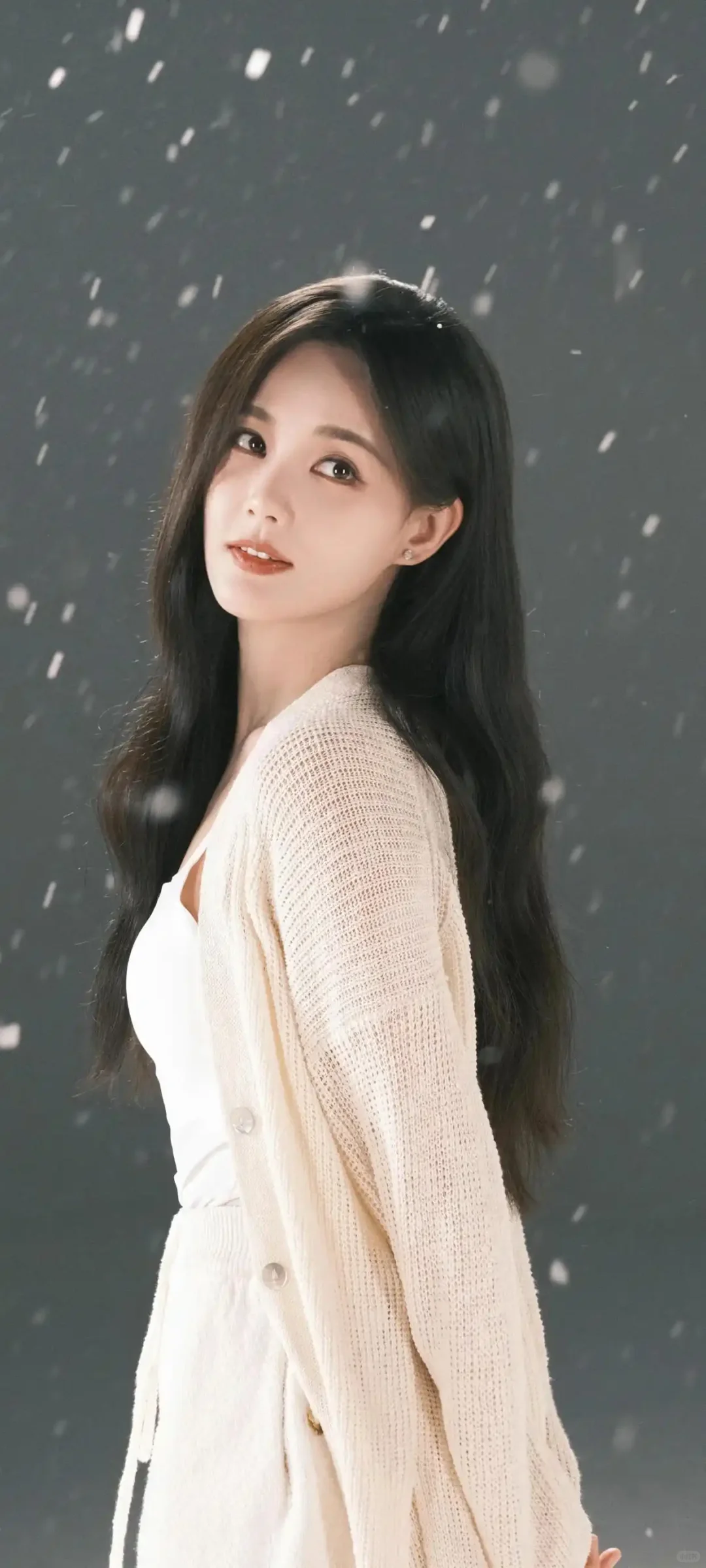 李一桐，完美的身材比例，轻熟少女感