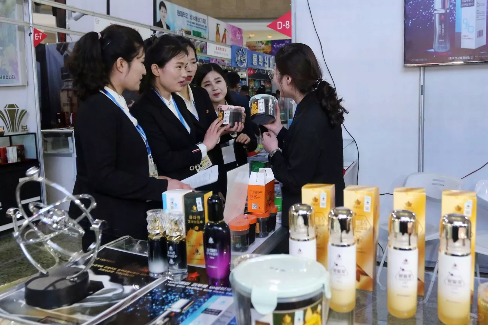 “平壤展览会”——朝鲜版的“广州十三行”
