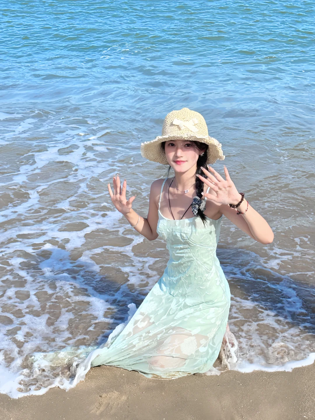 这个?来海边好出片～