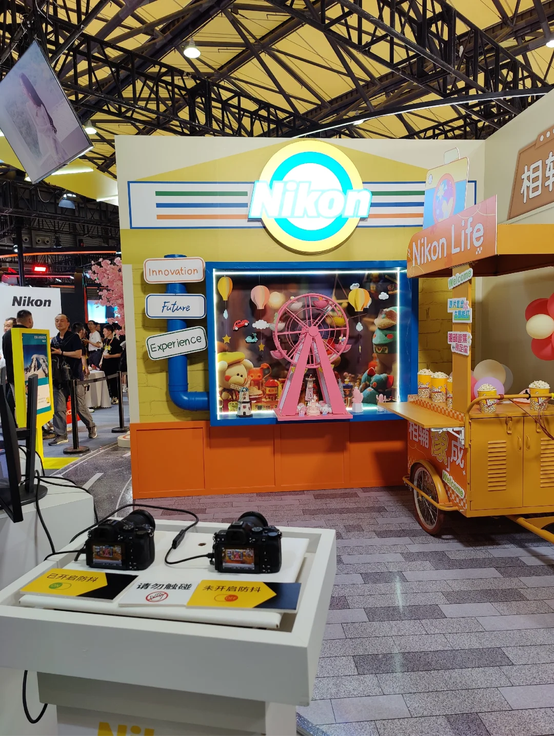 PI展会打卡尼康展台