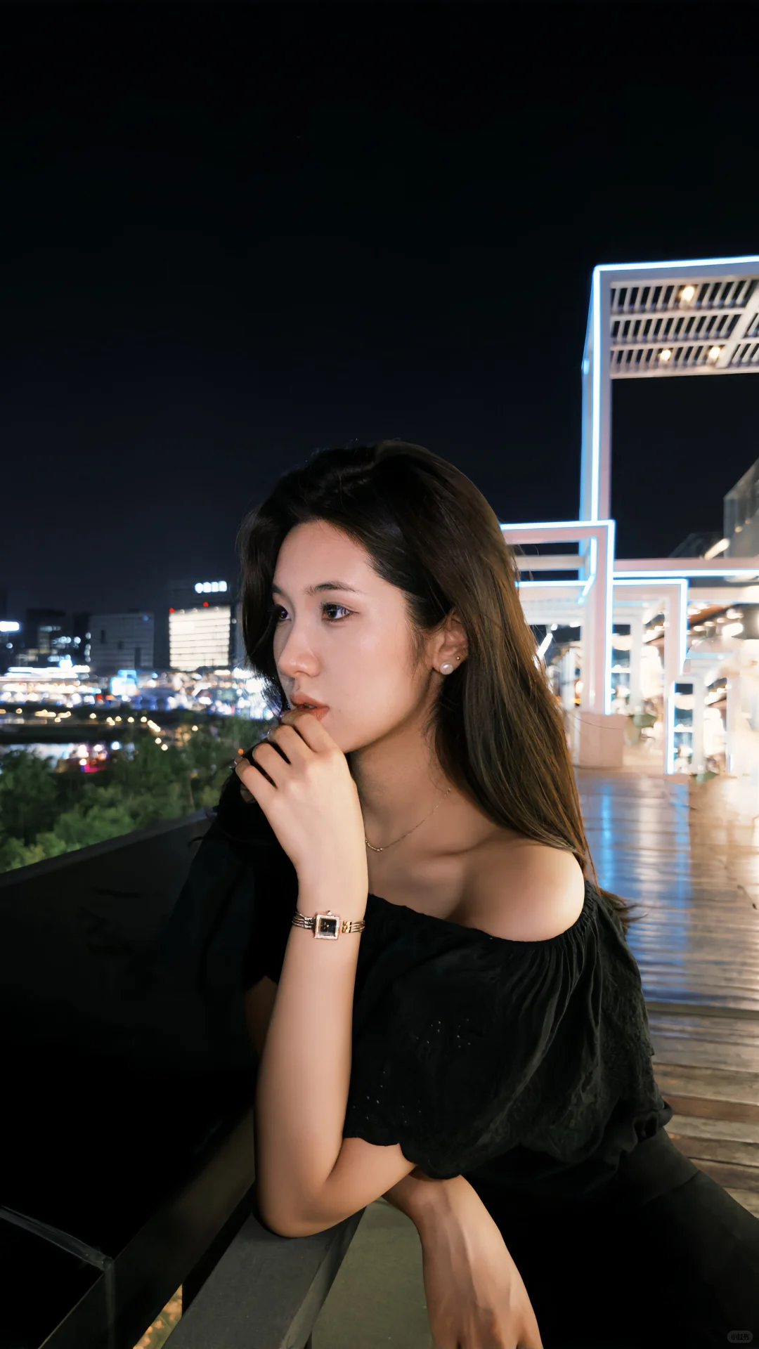 我要我艳丽无双，我要你见我一眼不能忘
