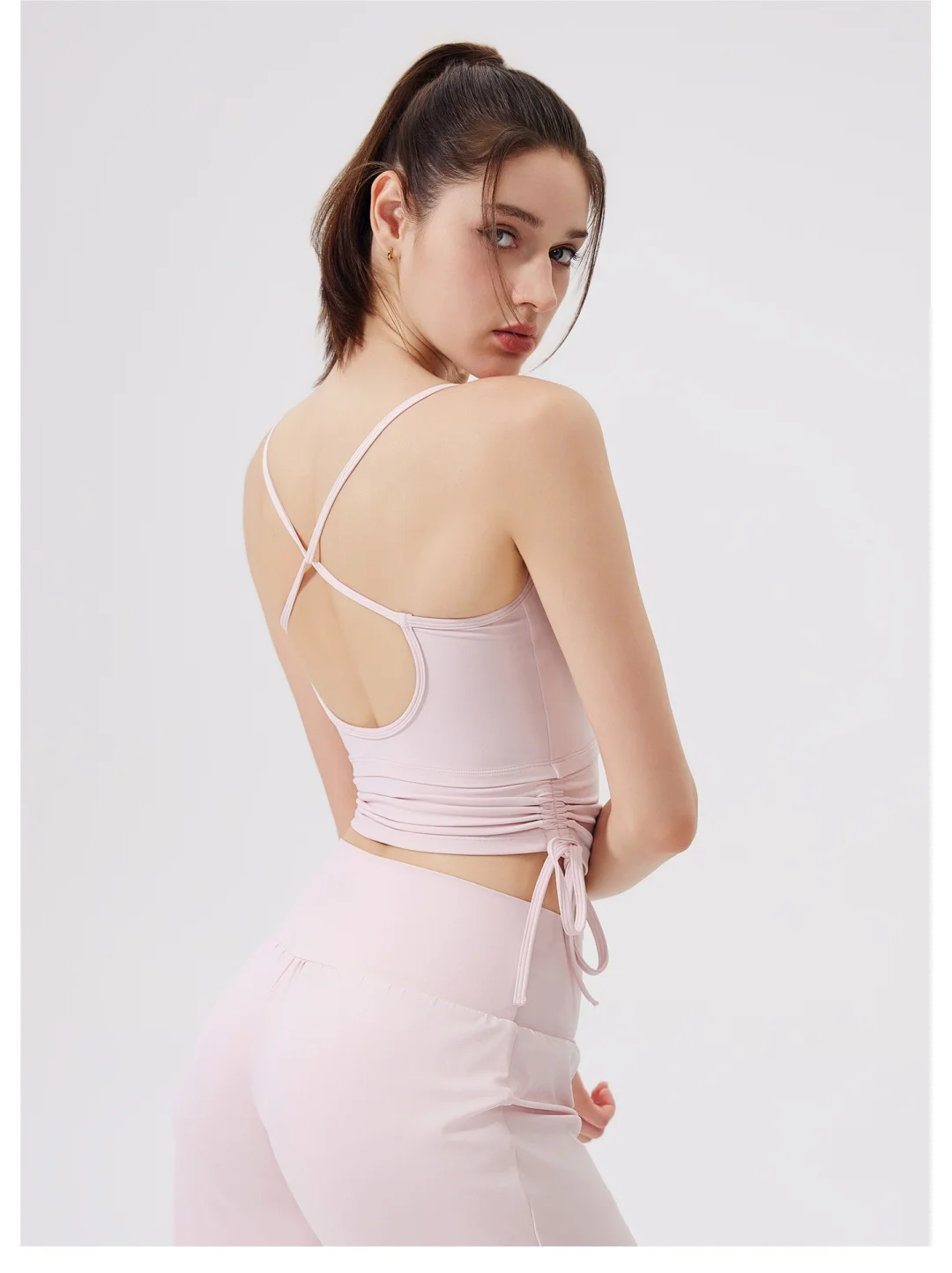 想看全是粉色瑜伽服的评论区?