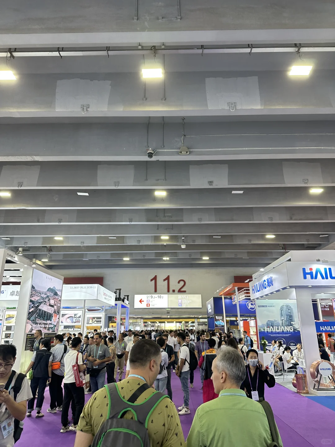 广交会第二期建材展馆境外采购商客流量爆满