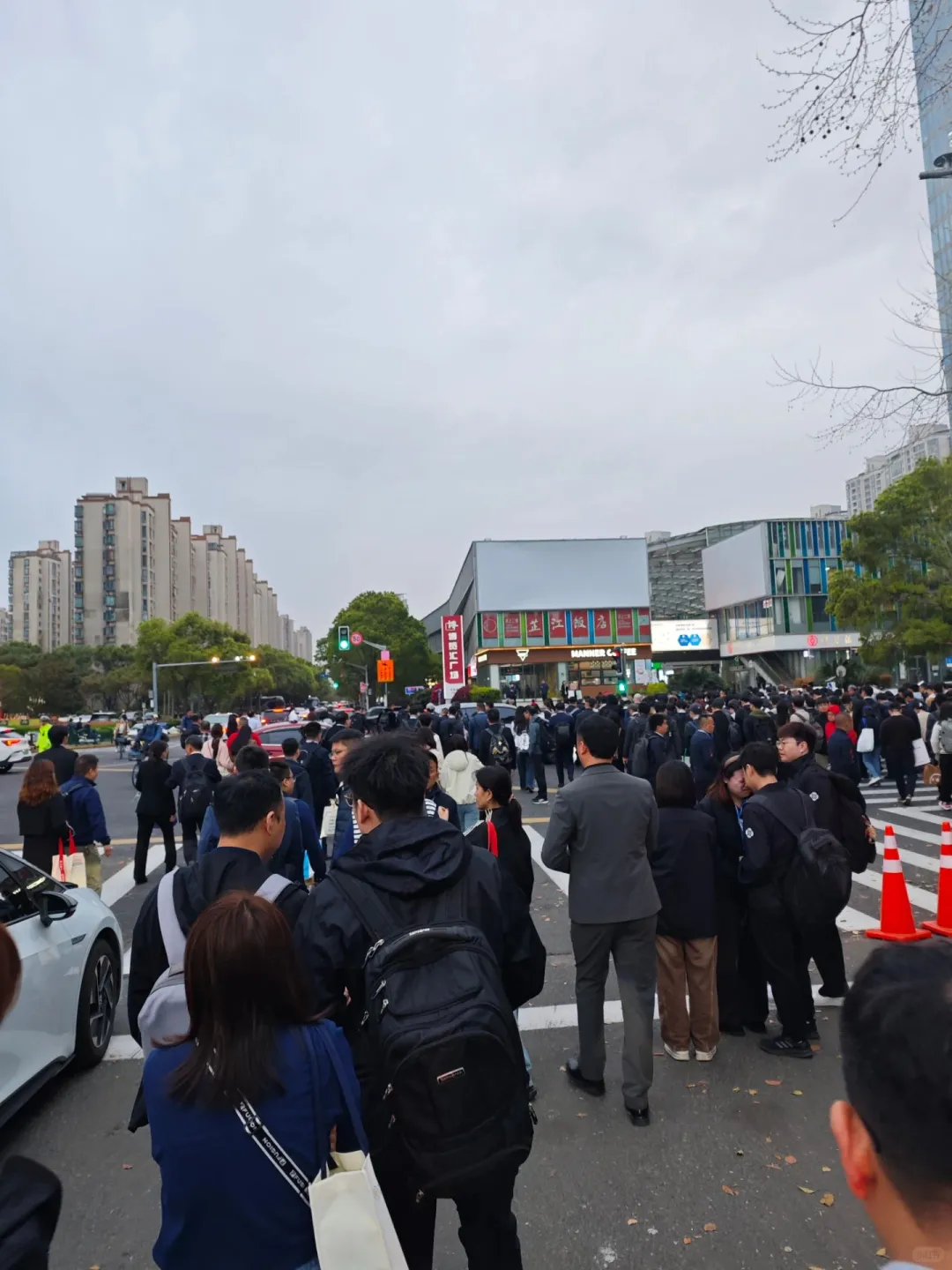 极限挑战-四小时战绩-拍照+名片收集