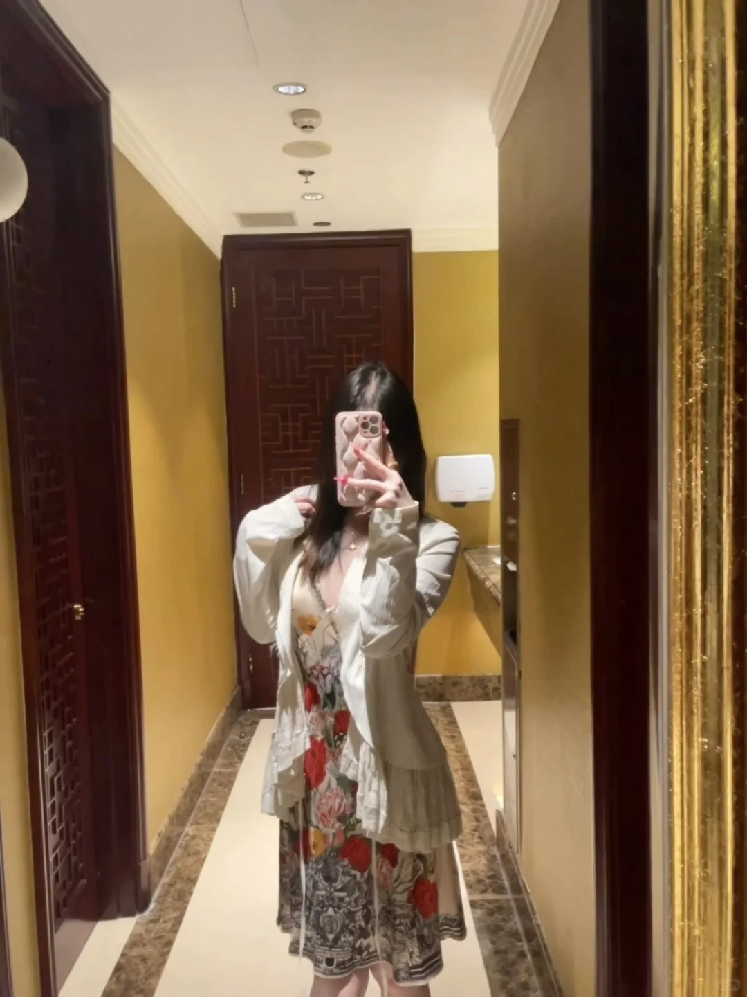 摇曳生姿大美女?