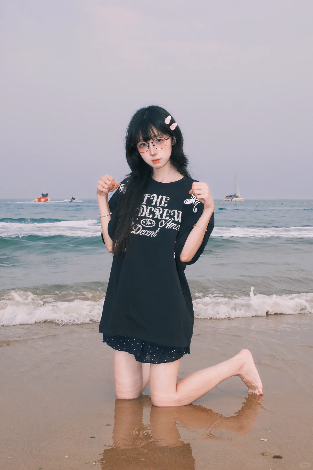 海边ootd｜穿黑色也想当甜妹