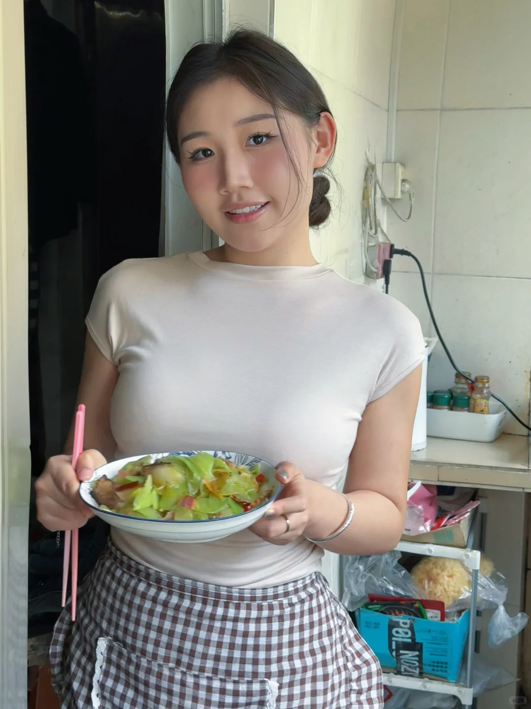 厨房拍照姿势大全｜轻松拍出ins氛围感