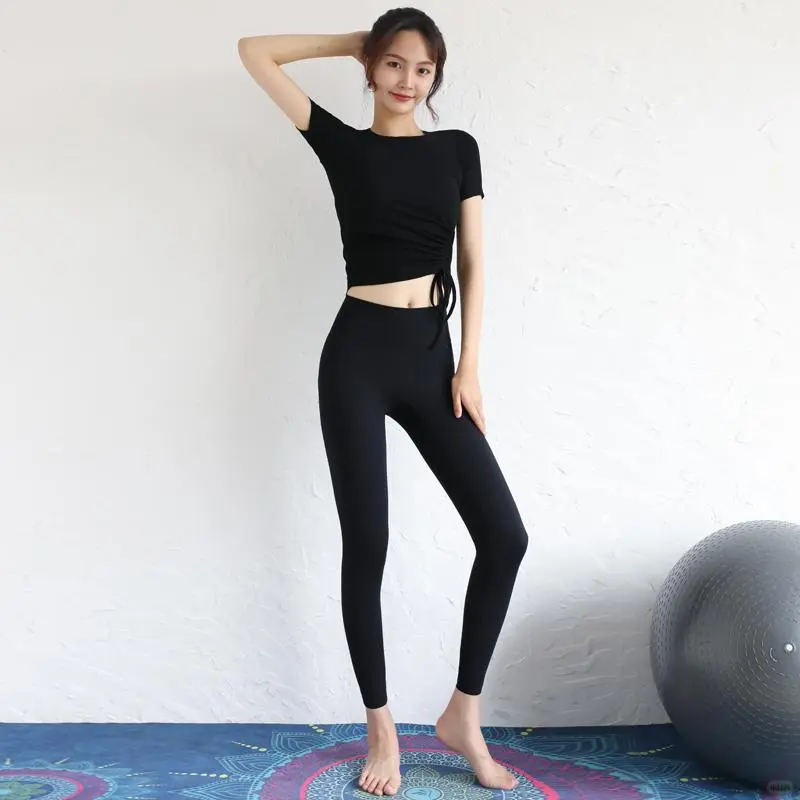 2025新款瑜伽服，春夏健身必备?