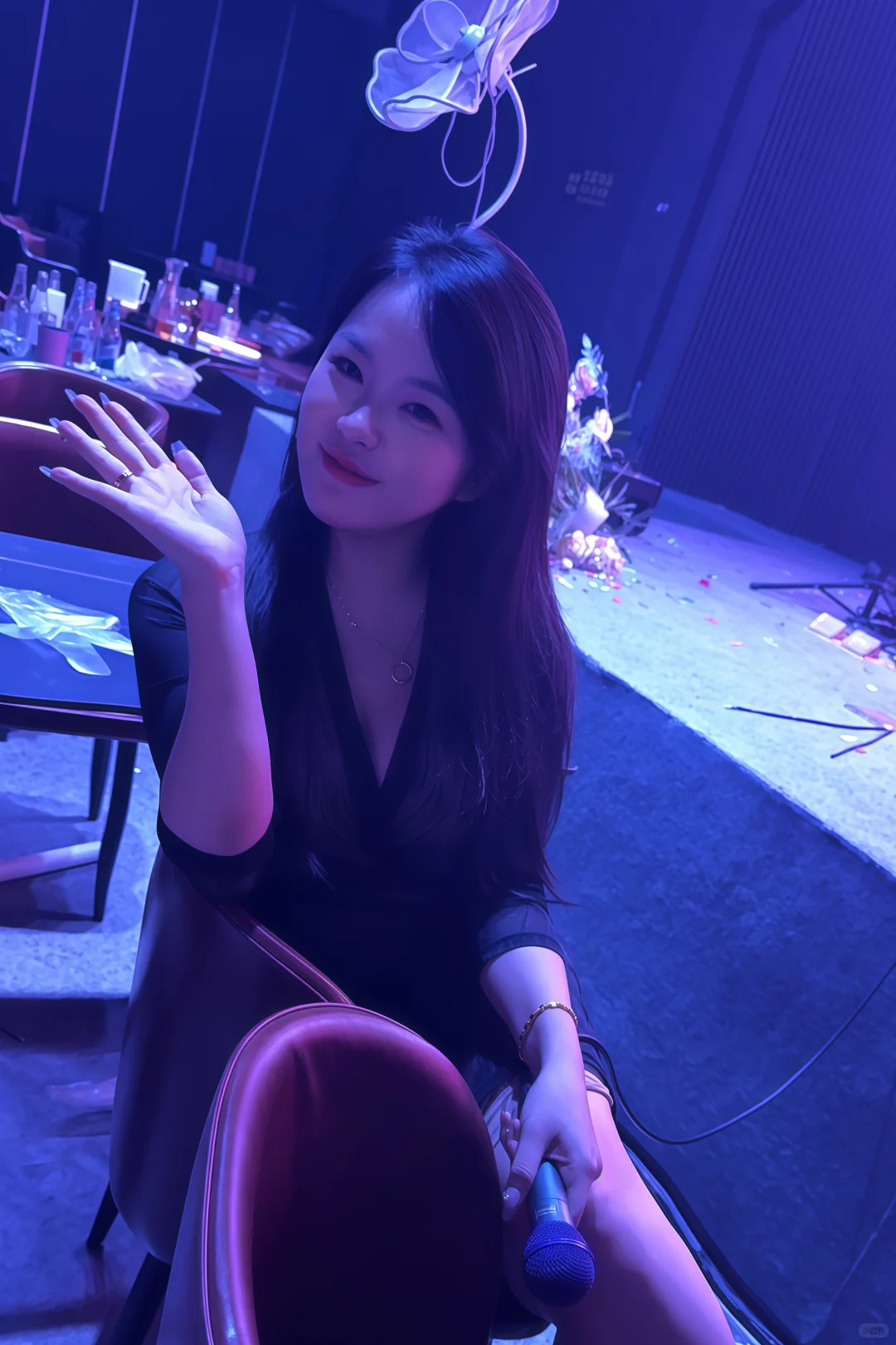 少妇连衣裙的松弛感