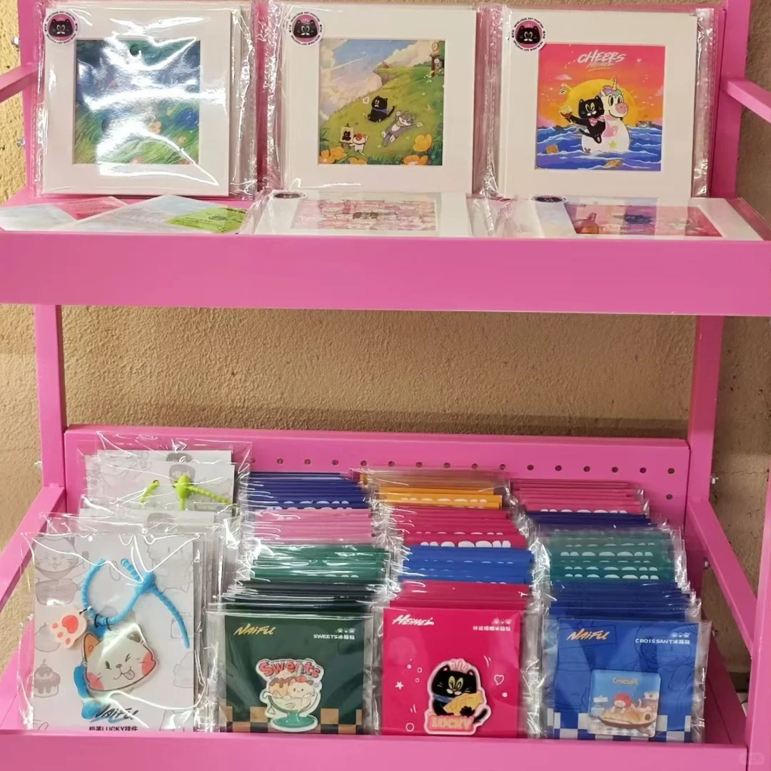 ?这么可爱的展！被三只小猫占领啦??‍