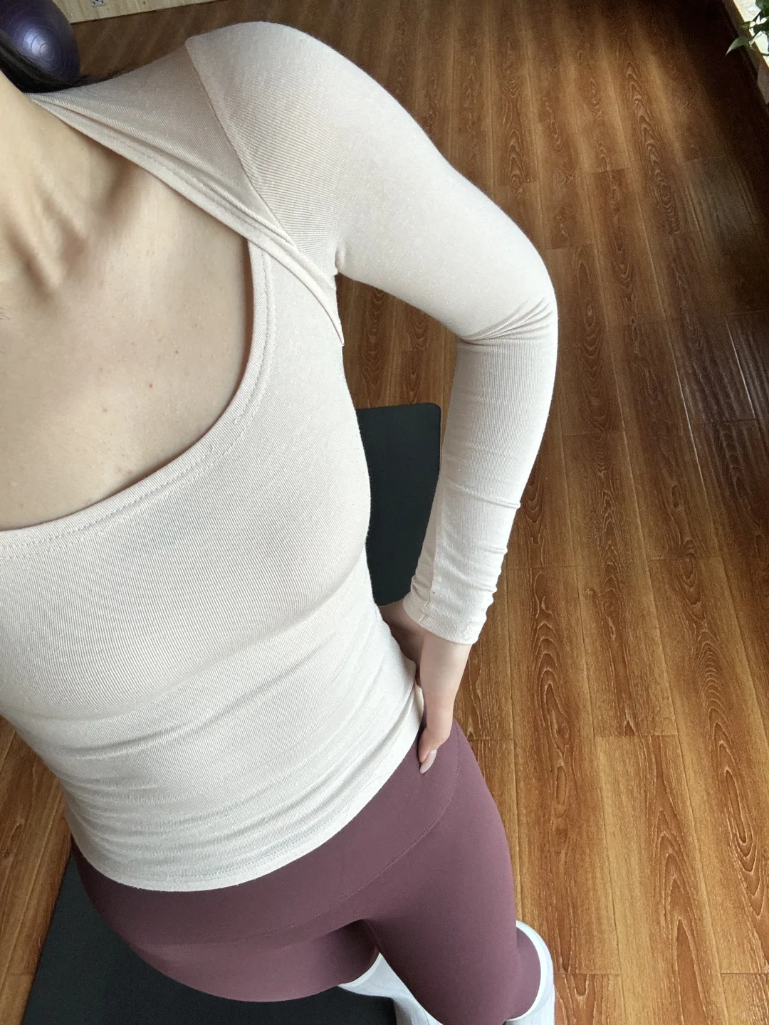 瑜伽服分享｜安可拉红