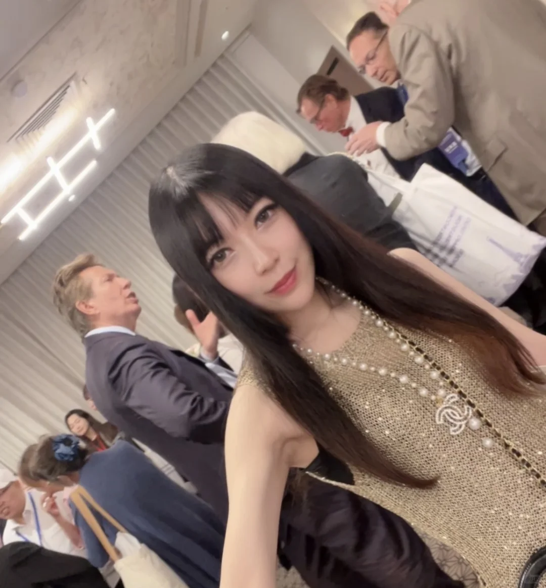 没错！中法友好关系大使就是我????