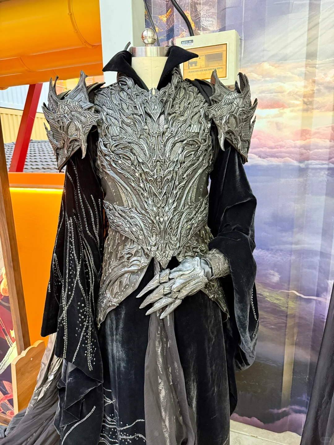 杭州看展「CPOP群像展」《长月烬明》展区