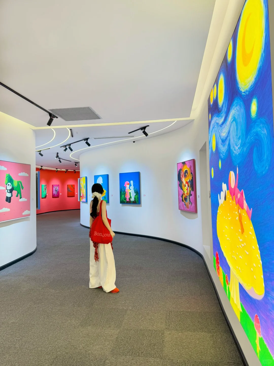 深圳免费新展?掉进彩色世界里?爆好看