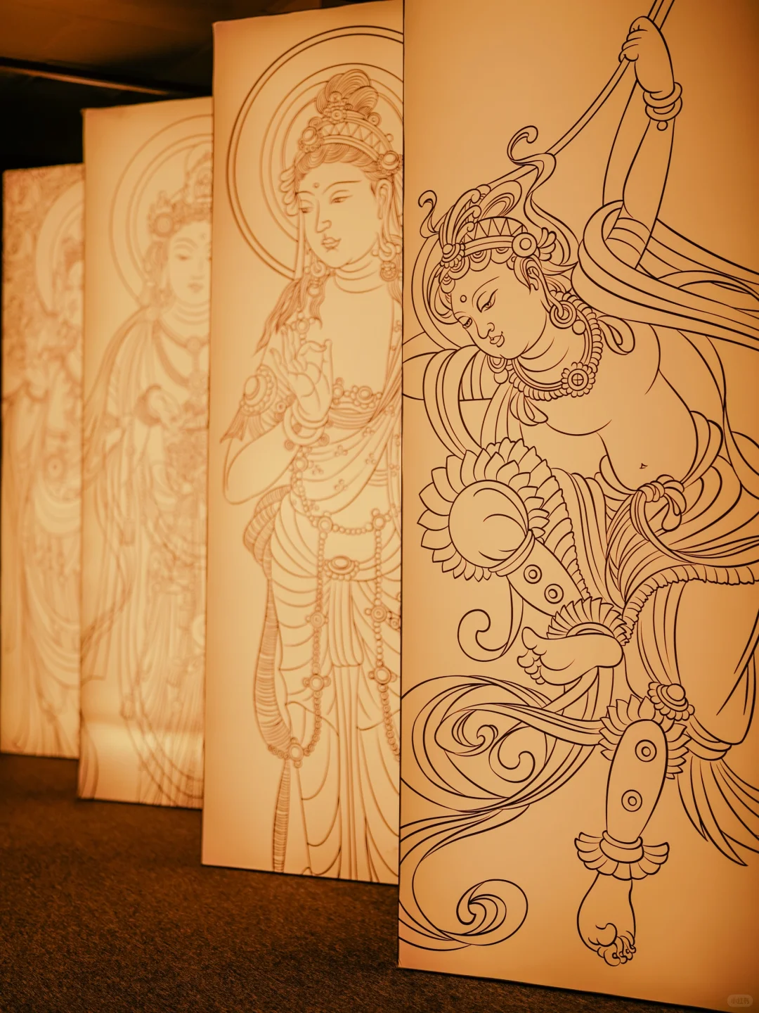 上海7月新展《流动的敦煌》还得是东方美学