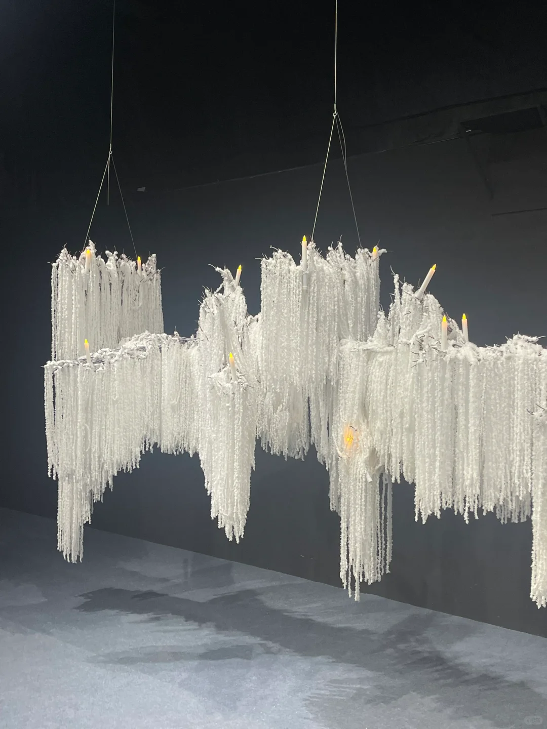 武汉新展｜《她要自己去买花》?巨新巨好拍～