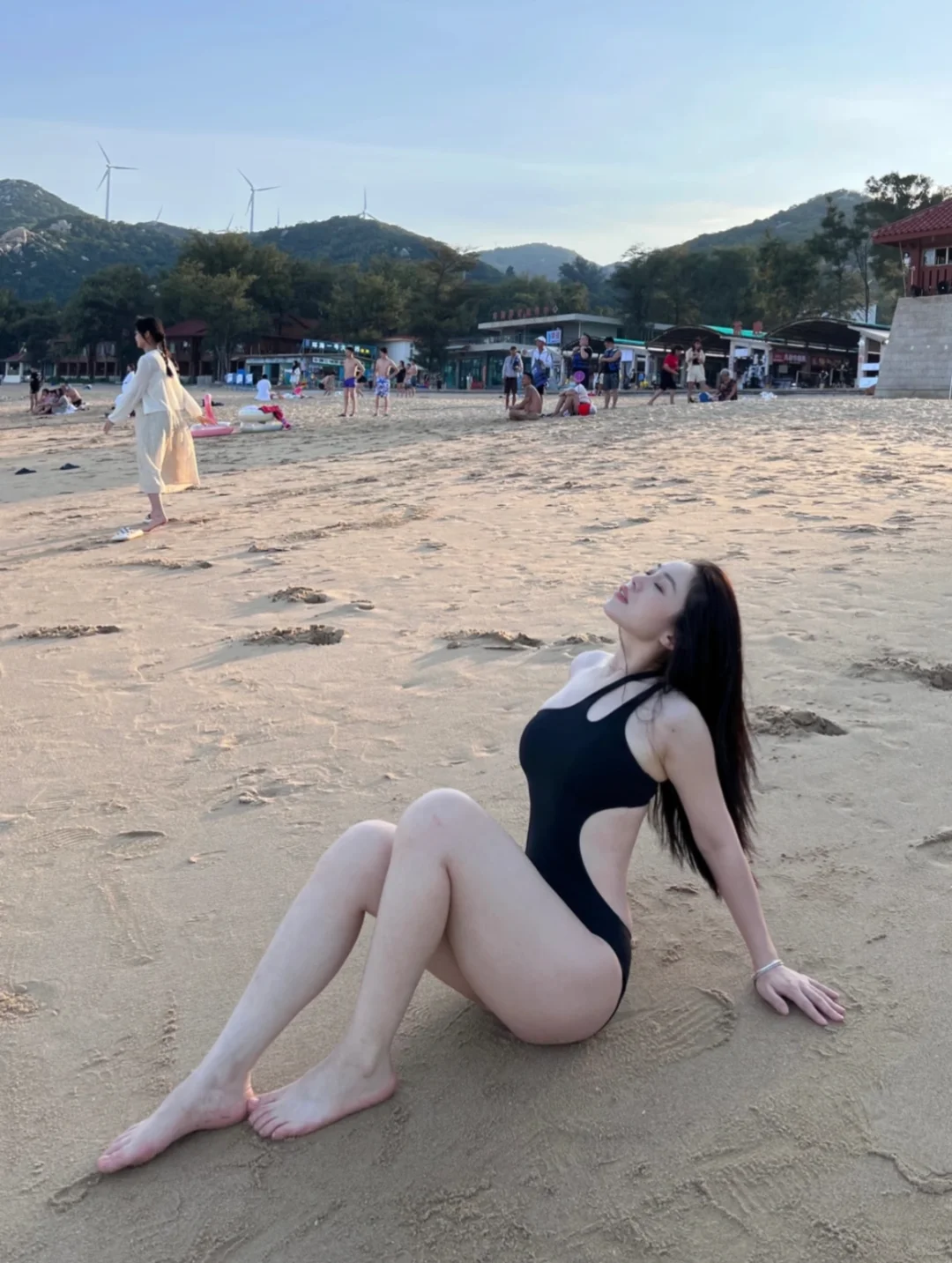 朋友说我长得一般 但是身材绝了