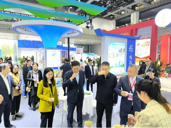 “江城百臻”飘香世界大健康博览会