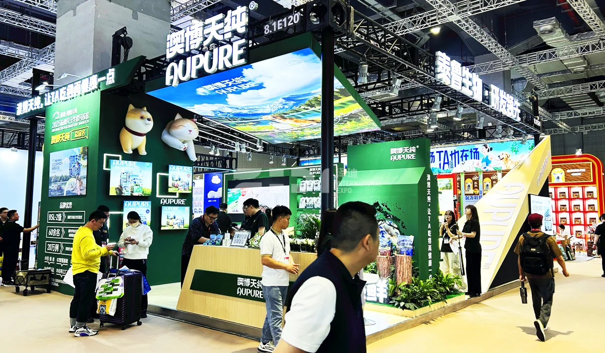 它博会?绿色萌宠展台展会装修搭建落地?