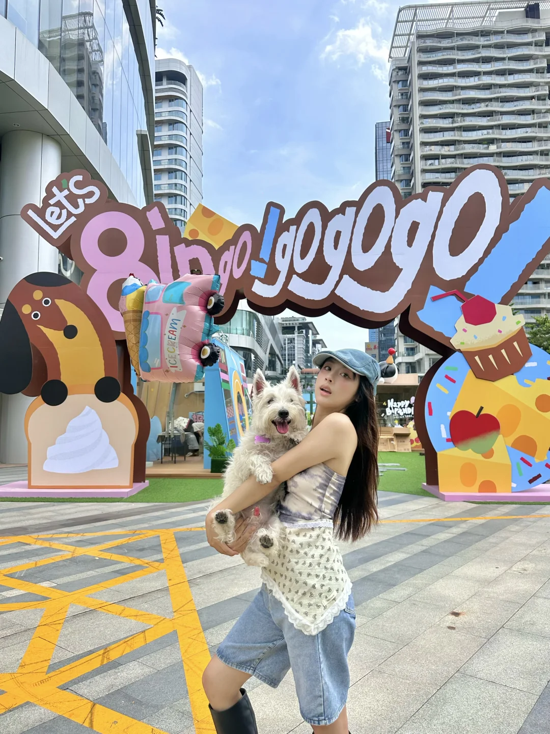 深圳首个腊肠狗主题街区?️0r做小狗海报！