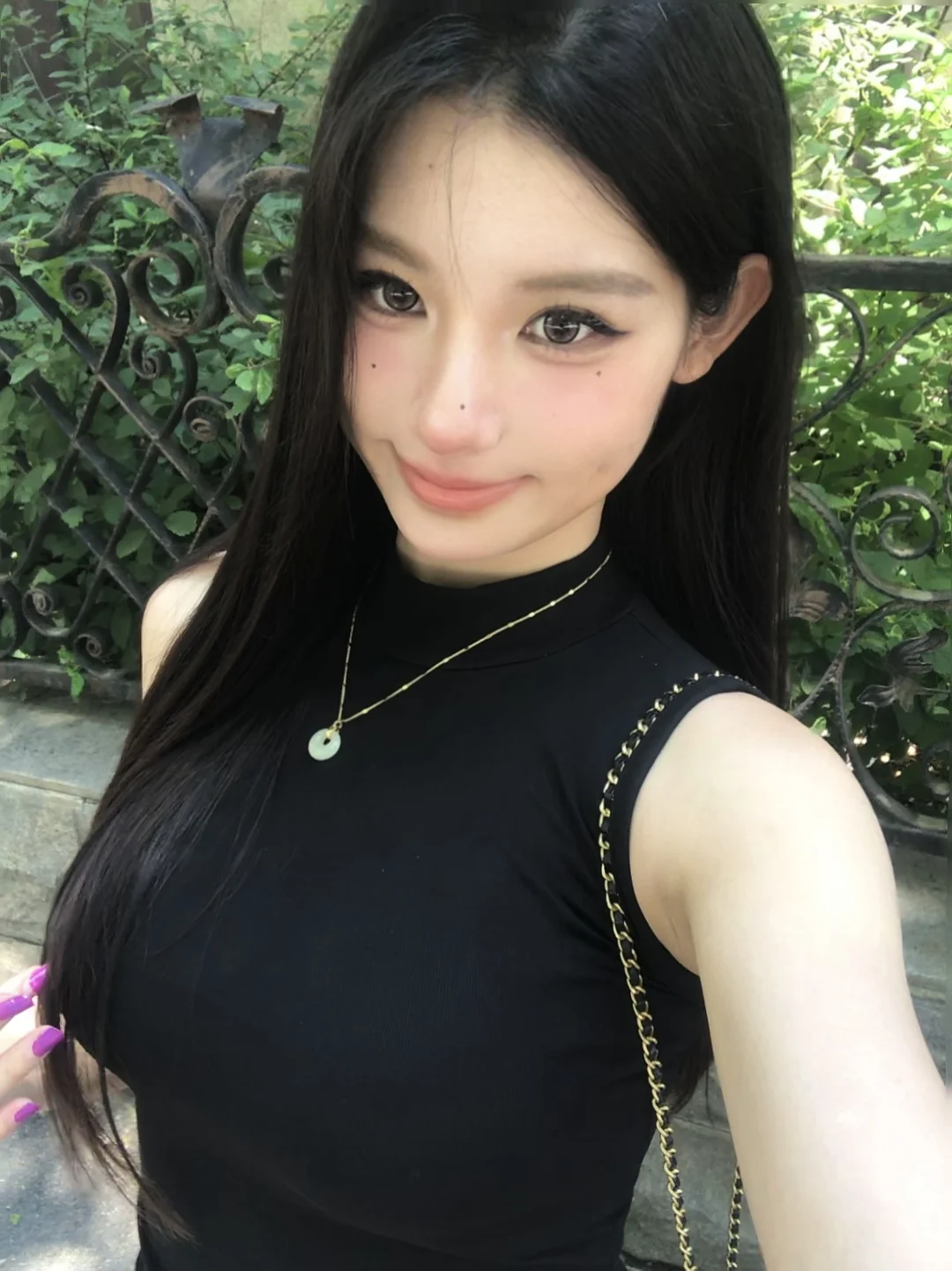 在重逢的街道 心跳比我先认出你