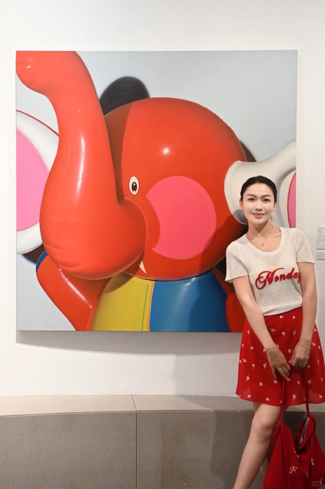 深圳新展?超美！！简直是巴塞尔小型艺展！！