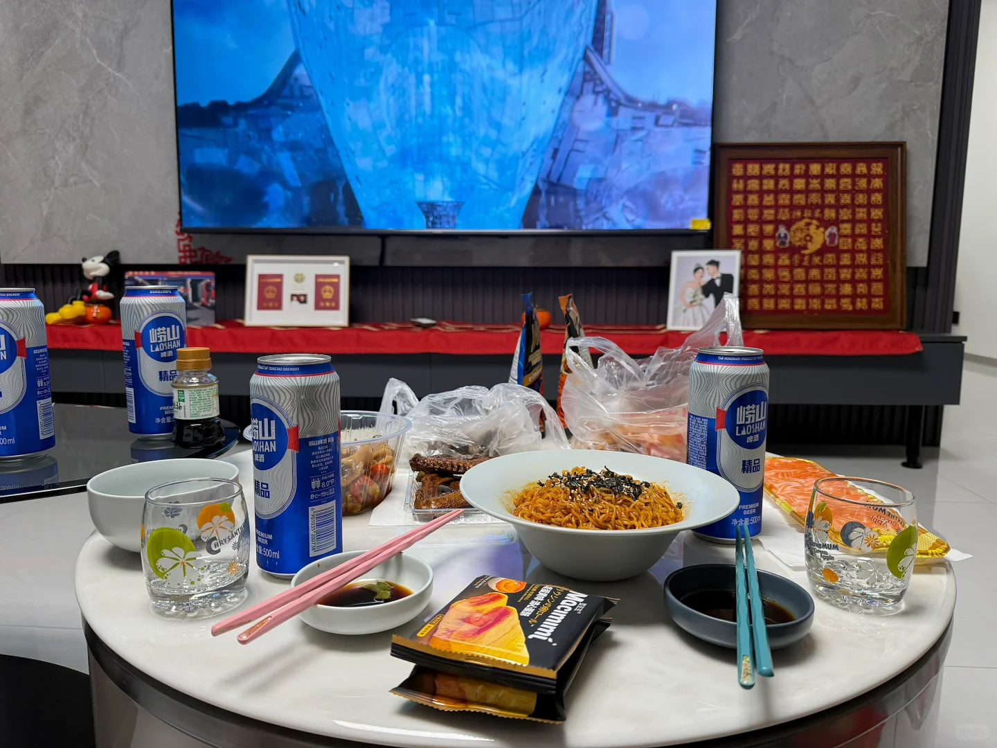 新婚不会做饭？看我俩把日子过成外卖展销会