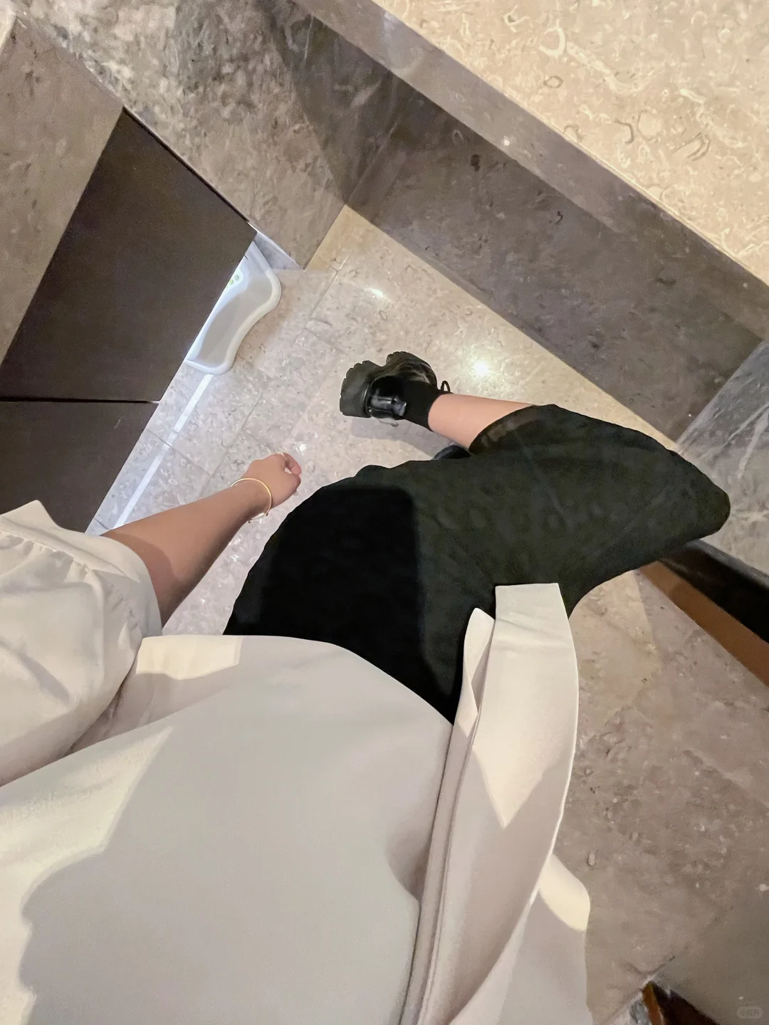 职场穿搭｜金秘书感金融职场美女穿搭