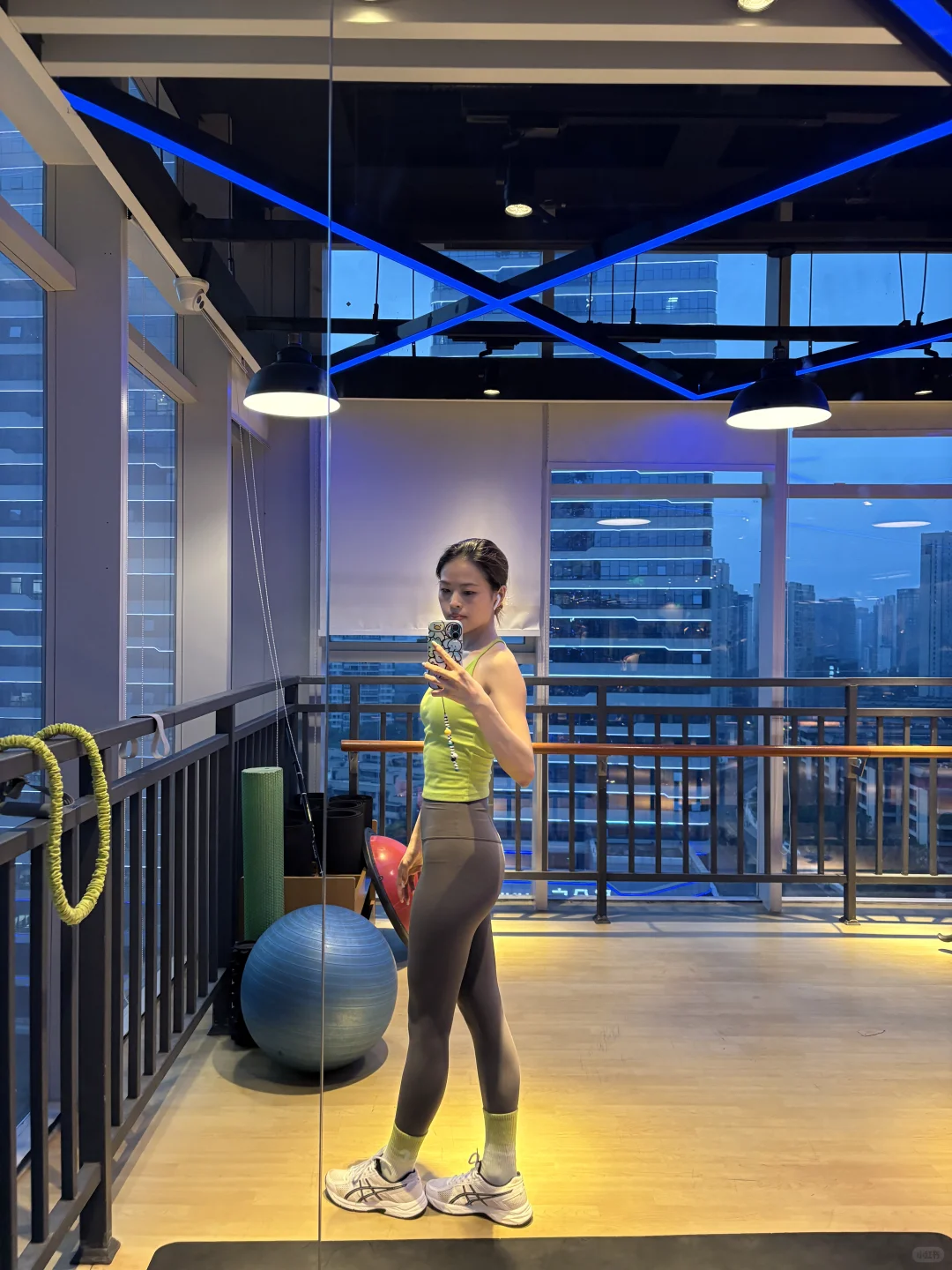 瑜伽裤推荐｜健身女最爱的几条瑜伽裤?