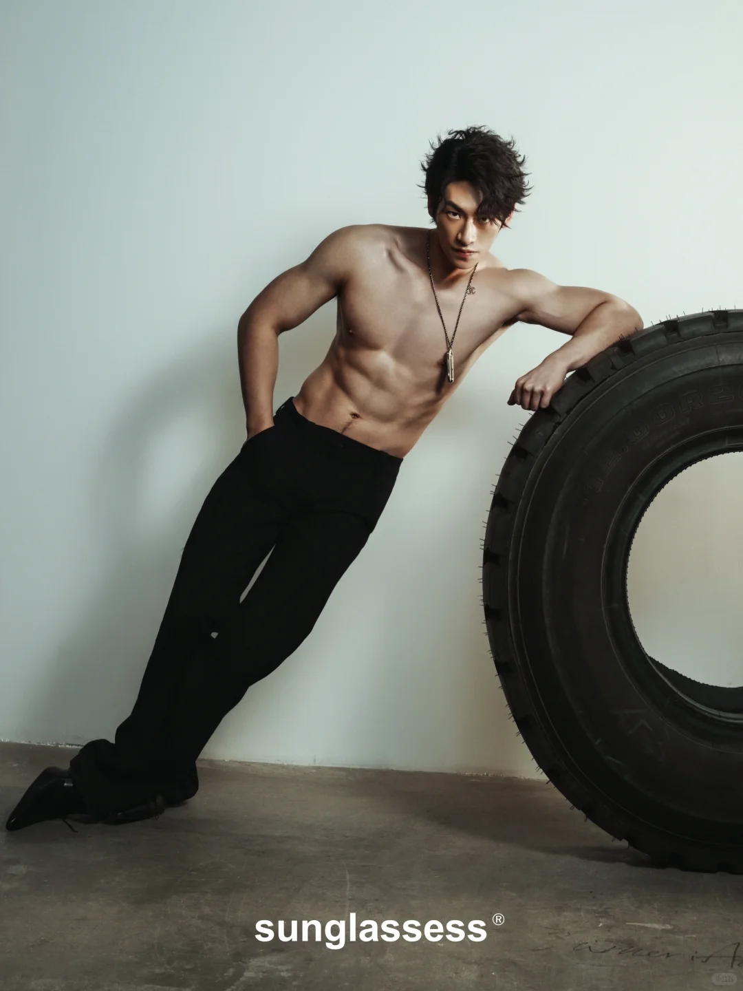 拿什么抵抗我⁉️杭州男生杂志写真