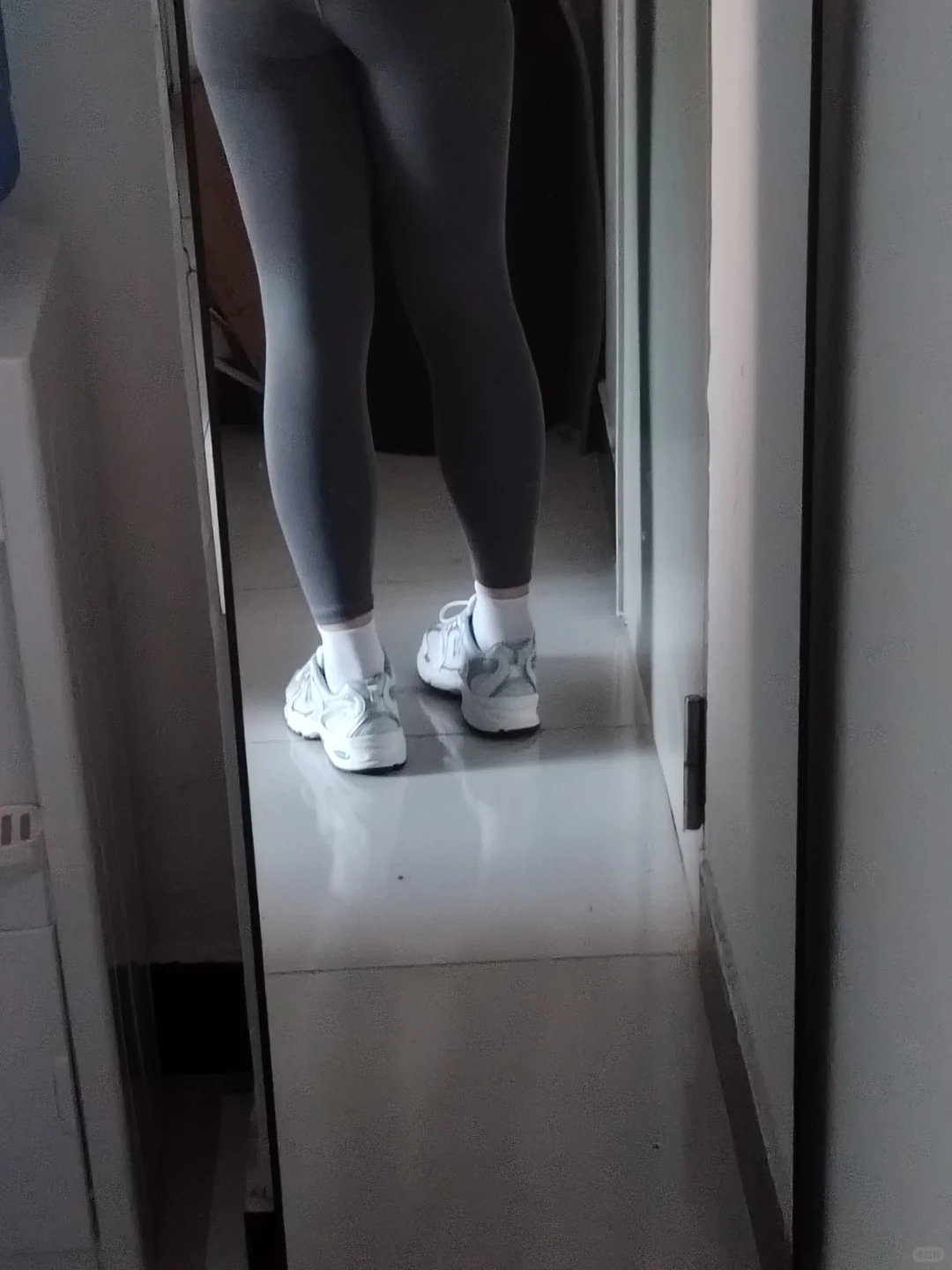 今天是瑜伽裤穿搭～