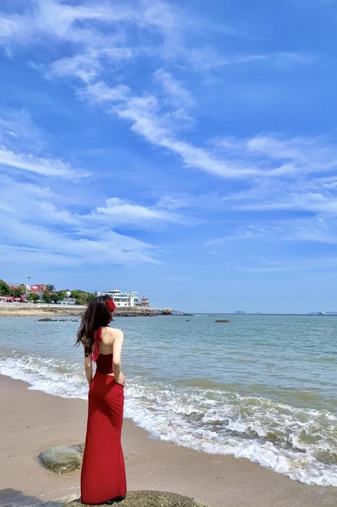 想看你们的红裙海边照片