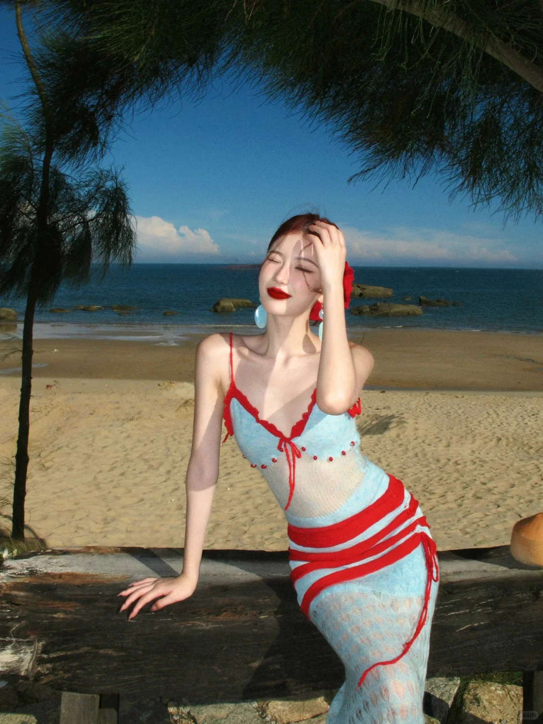 “花应自由且热烈地盛放”